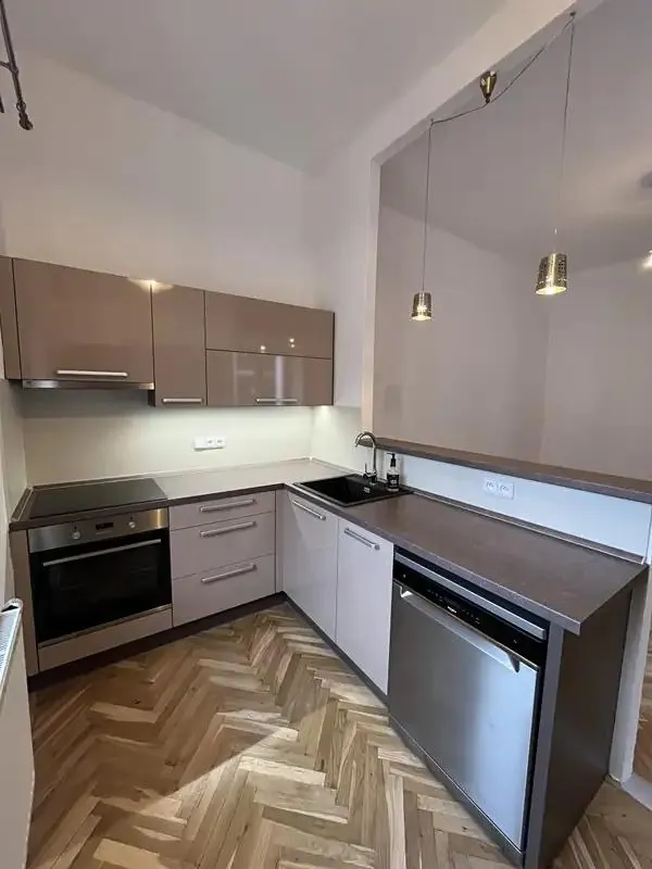 3+kk, Resslova, Olomouc, Olomoucký kraj