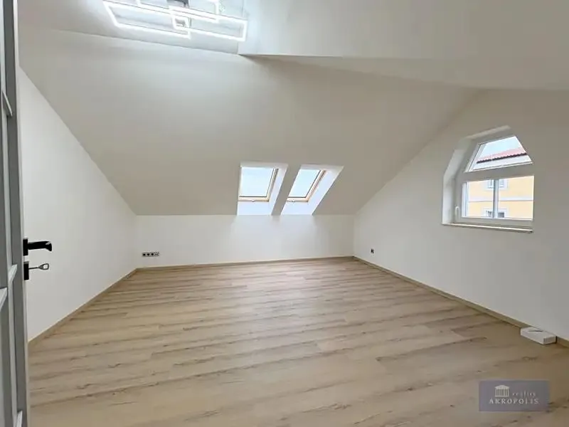 2+kk, Kotlaska, Praha 8 - Libeň