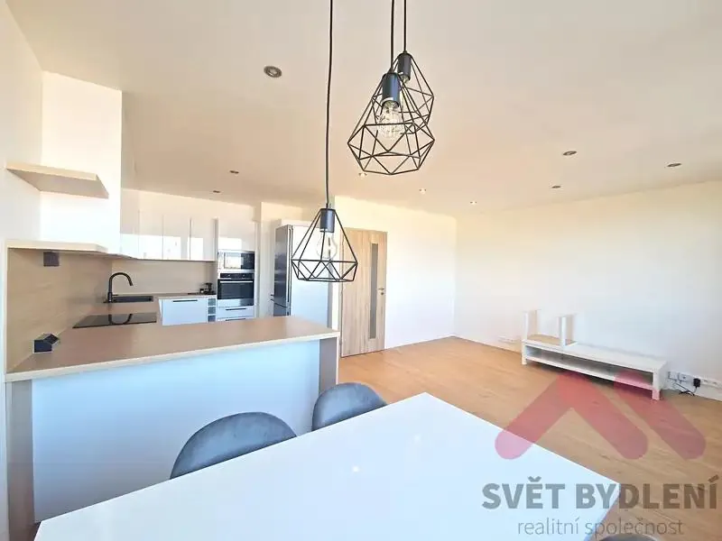 3+kk, Hlivická, Praha 8 - Bohnice