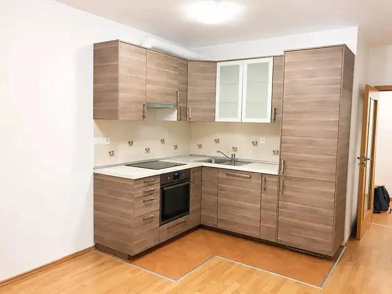 2+kk, Březenská, Praha 8 - Libeň