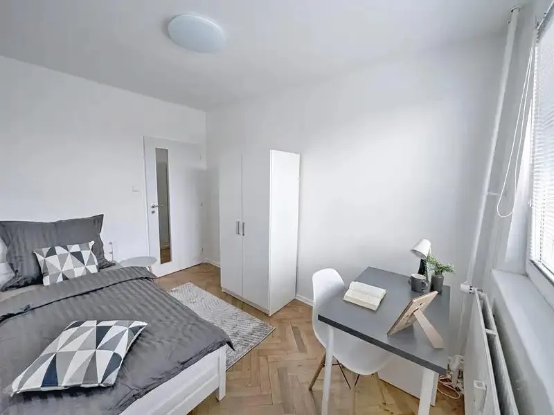 pokoj, Velká Hradební, Ústí nad Labem, Ústecký kraj