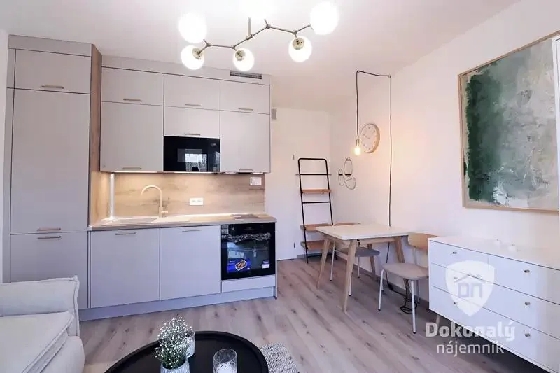 1+kk, V Kněžívce, Tuchoměřice, Praha-západ, Středočeský kraj