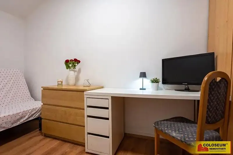 1+1, Koláčkovo náměstí, Slavkov u Brna, Vyškov, Jihomoravský kraj