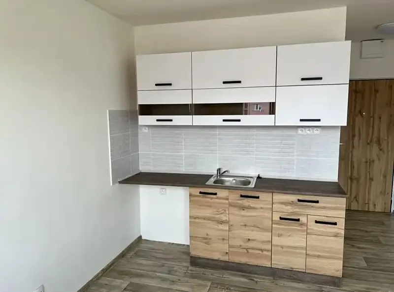 1+kk, Ladova, Ústí nad Labem, Ústecký kraj