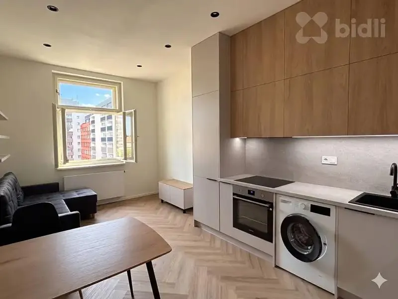 2+kk, Bořivojova, Praha 3 - Žižkov