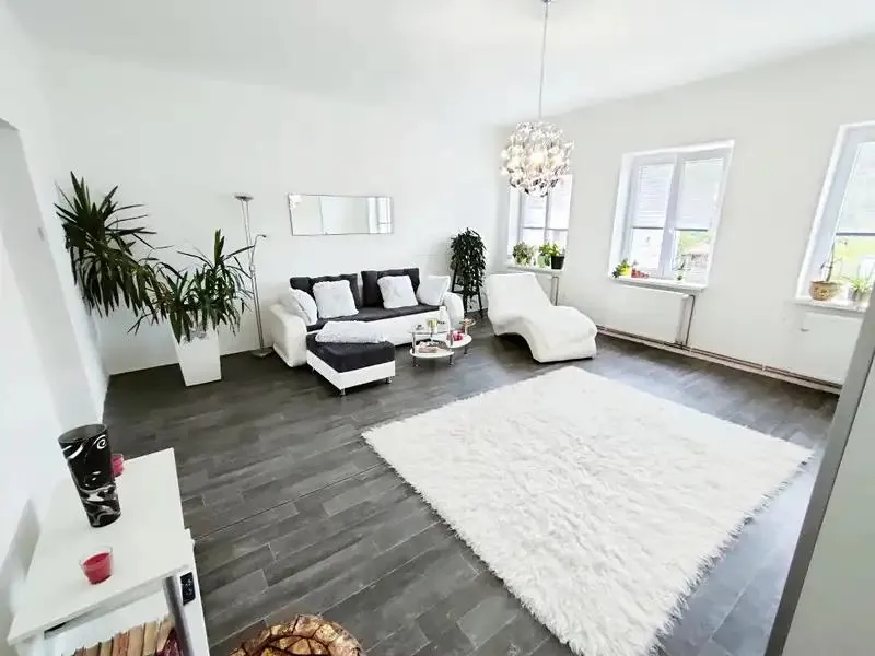 2+1, Hlavní, Kostomlaty pod Milešovkou, Teplice, Ústecký kraj