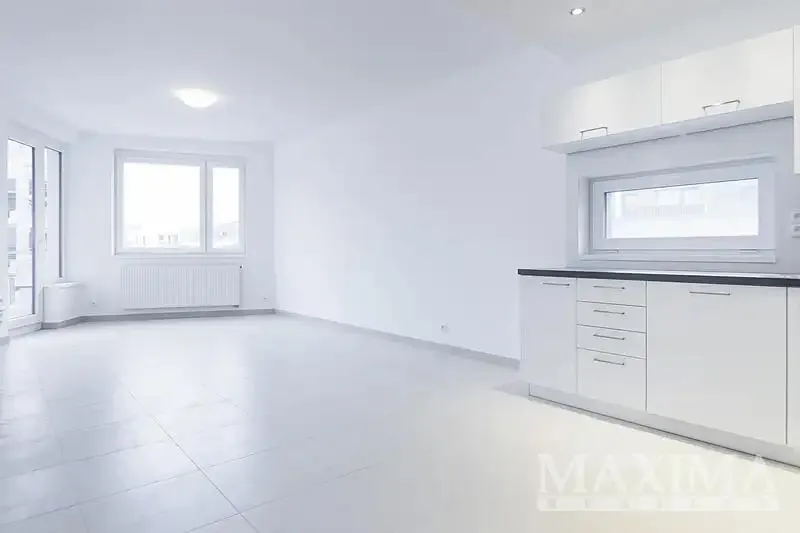 2+kk, Makedonská, Praha 9 - Střížkov