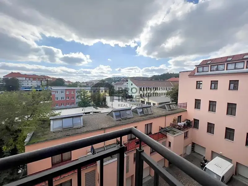 2+kk, Na Valentince, Praha 5 - Smíchov