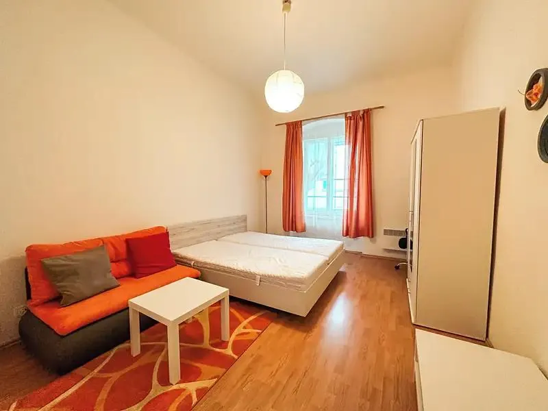 1+1, Jeronýmova, Praha 3 - Žižkov