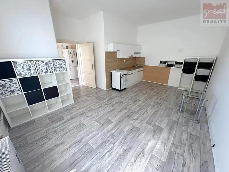 2+kk, Husova, Olomouc, Olomoucký kraj