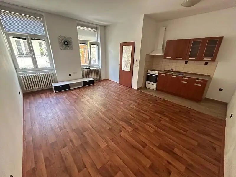 1+kk, Plzeňská, Praha 5 - Smíchov