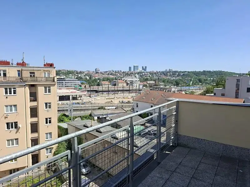 1+kk, Pod Barvířkou, Praha 5 - Smíchov
