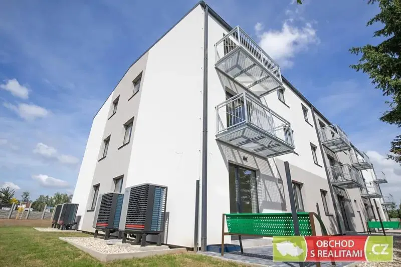 3+kk, Živcova, Kostelec nad Černými lesy, Praha-východ, Středočeský kraj
