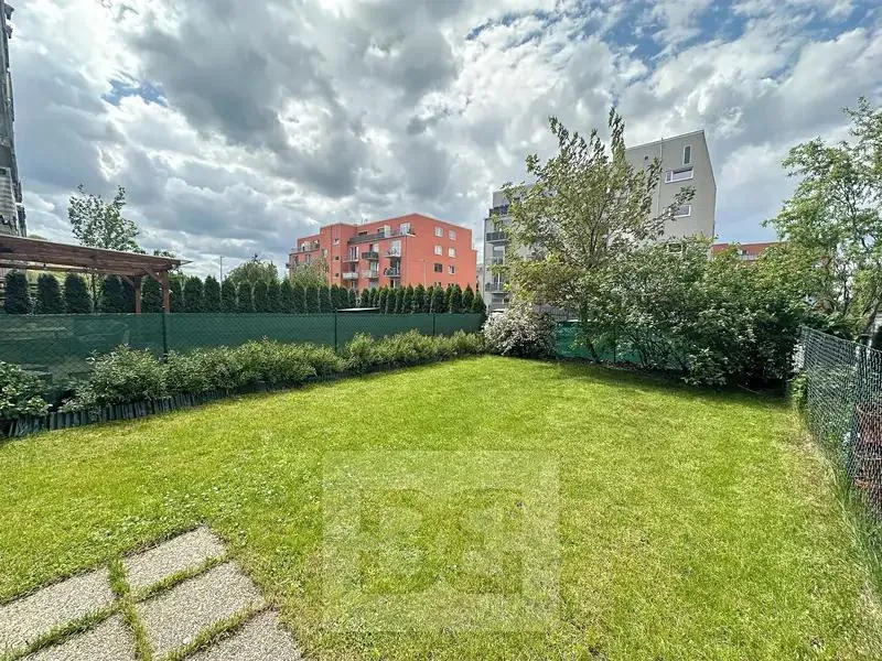 2+kk, Ječná, Hostivice, Praha-západ, Středočeský kraj