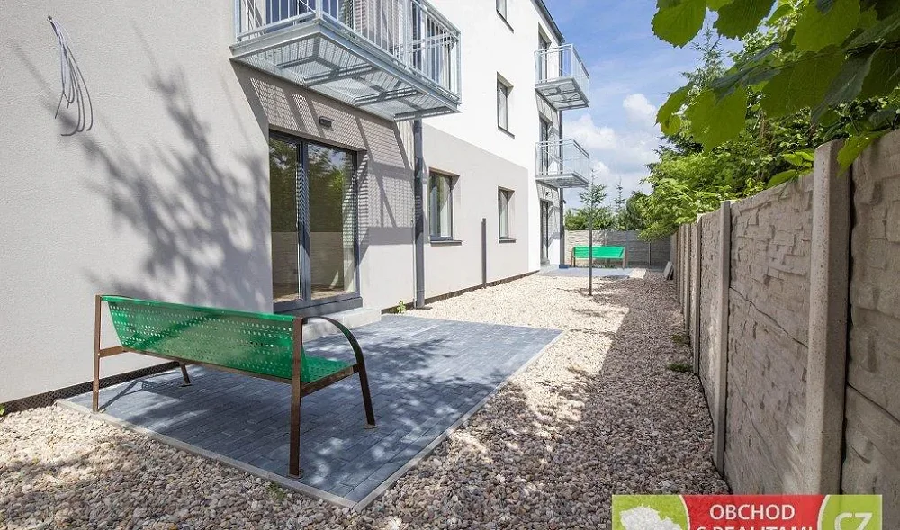 2+kk, Kostelec nad Černými lesy, Praha-východ, Středočeský kraj