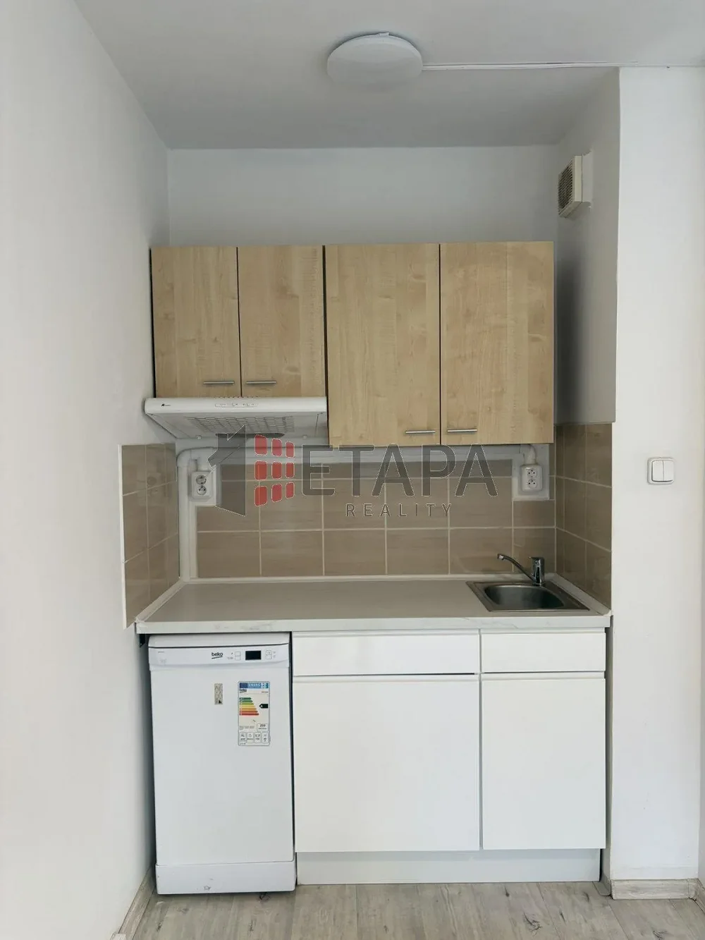 1+kk, Rochovská, Praha 9 - Hloubětín