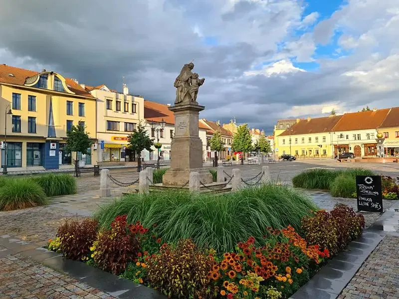 1+kk, Masarykovo náměstí, Brandýs nad Labem-Stará Boleslav, Praha-východ, Středočeský kraj