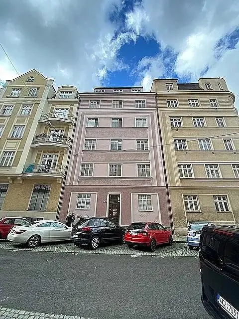 1+1, Foersterova, Karlovy Vary, Karlovarský kraj