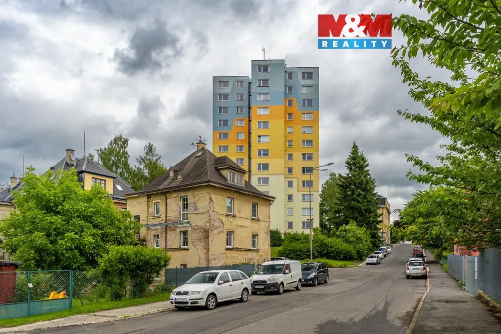 1+1, 28. října, Jablonec nad Nisou, Liberecký kraj