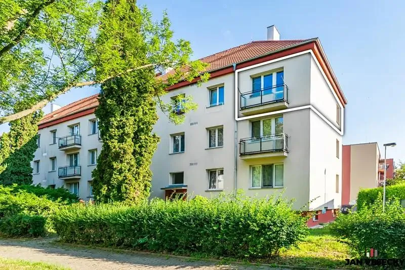 2+kk, Luštěnická, Praha 9 - Kbely