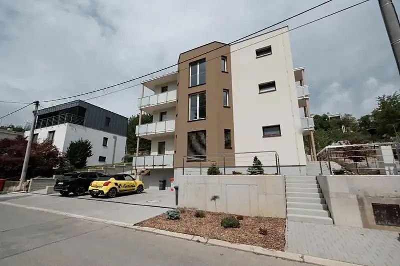 2+kk, Výsluní, Luhačovice, Zlín, Zlínský kraj