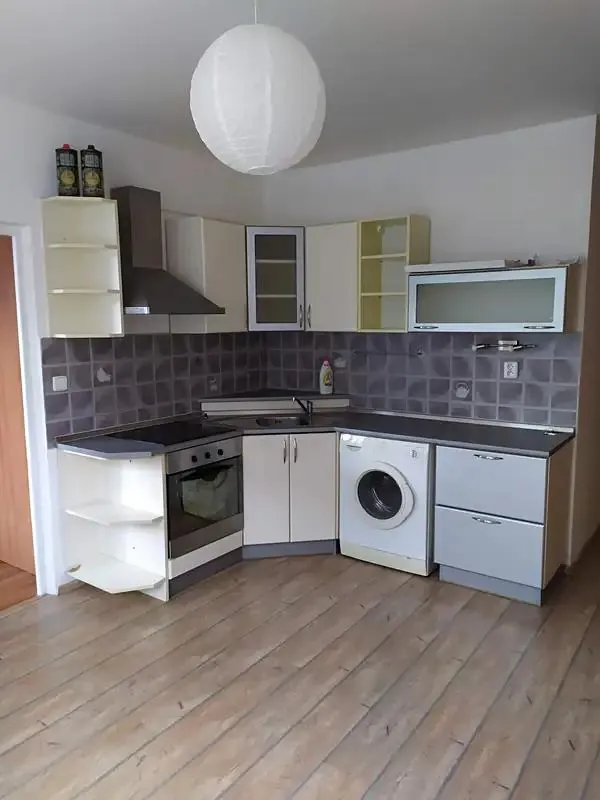 1+1, Nová, Ústí nad Labem, Ústecký kraj