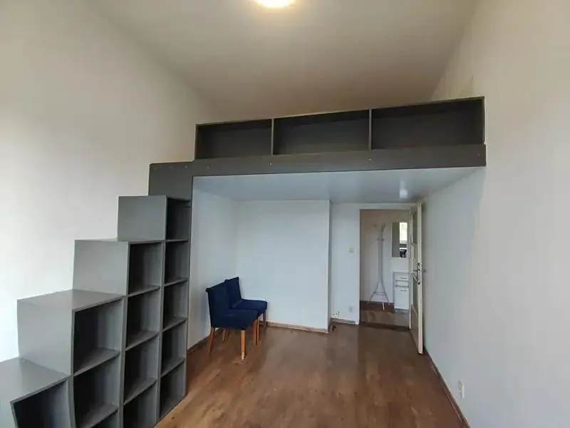 1+1, Novovysočanská, Praha 3 - Žižkov