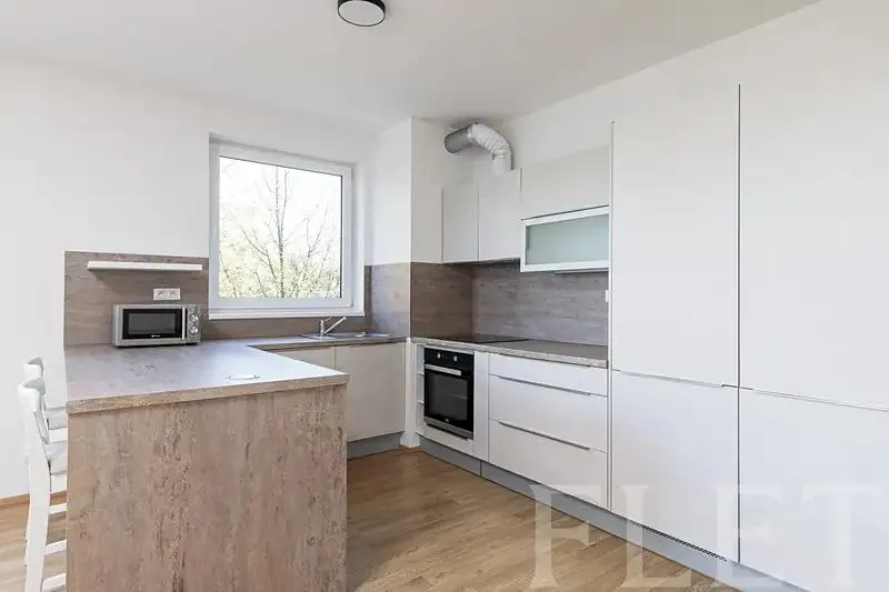 2+kk, Hevlínská, Praha 5 - Zličín