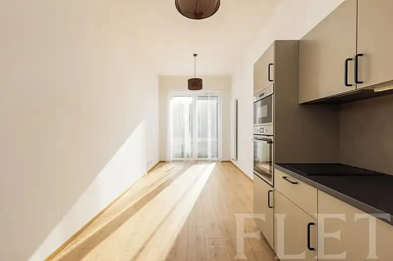 1+kk, Českobrodská, Praha 3 - Žižkov