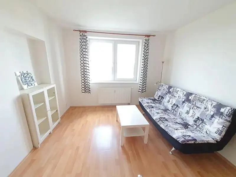 2+kk, Štúrova, Praha 4 - Lhotka