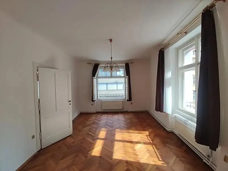 4+1, Janovského, Praha 7 - Holešovice