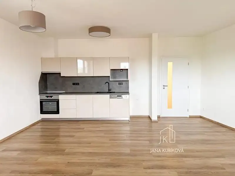 1+kk, Sídliště Zahradní, Kyjov, Hodonín, Jihomoravský kraj