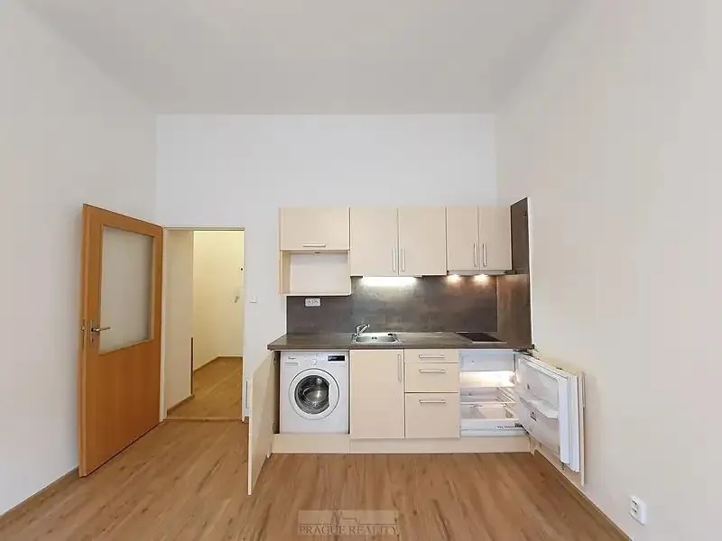 1+kk, Roháčova, Praha 3 - Žižkov