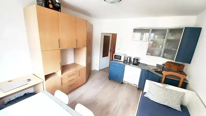 1+kk, Štúrova, Praha 4 - Lhotka