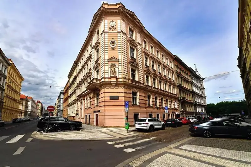 2+1, Zborovská, Praha 5 - Smíchov