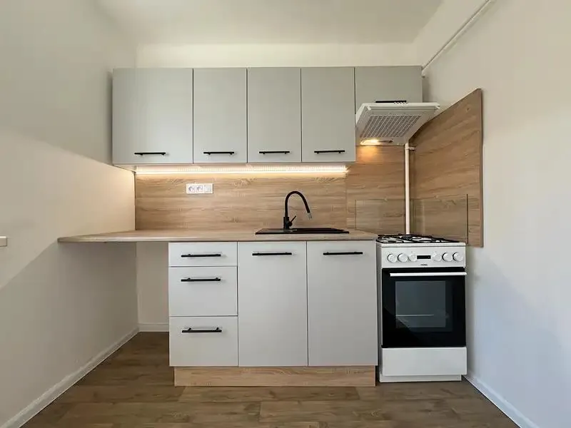 1+1, Pod břehem, Třinec, Frýdek-Místek, Moravskoslezský kraj