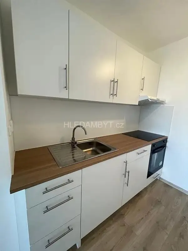 2+kk, Kutilova, Praha 4 - Modřany