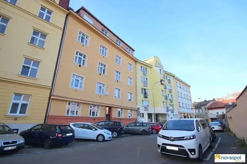 2+1, Světova, Praha 8 - Libeň