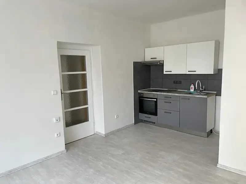 1+kk, Jiráskova, Benešov, Středočeský kraj