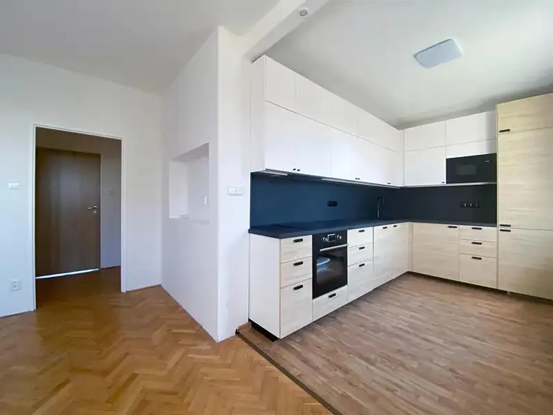 2+kk, Trenčínská, Praha 4 - Záběhlice