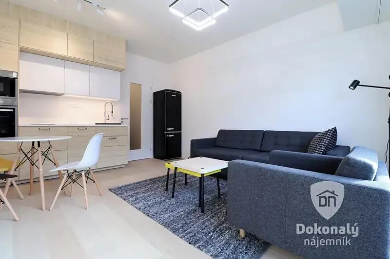 1+kk, V háji, Praha 7 - Holešovice