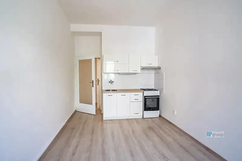 2+kk, Vršovická, Praha 10 - Vršovice