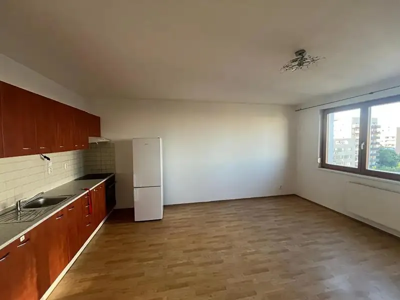 1+kk, Sluneční náměstí, Praha 5 - Stodůlky