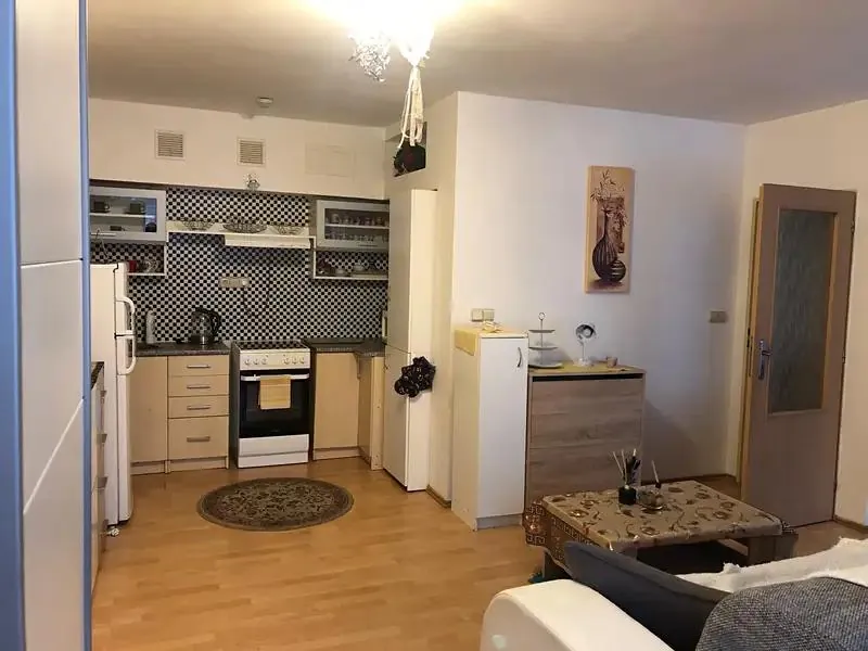 1+kk, Kosmonautů, Mělník, Středočeský kraj
