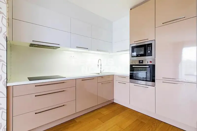 3+kk, Nademlejnská, Praha 9 - Hloubětín