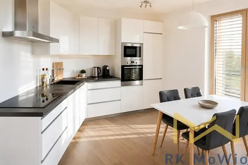 2+kk, Adamova, Praha 6 - Veleslavín