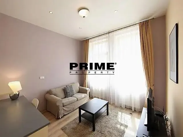 1+1, Máchova, Praha 2 - Vinohrady