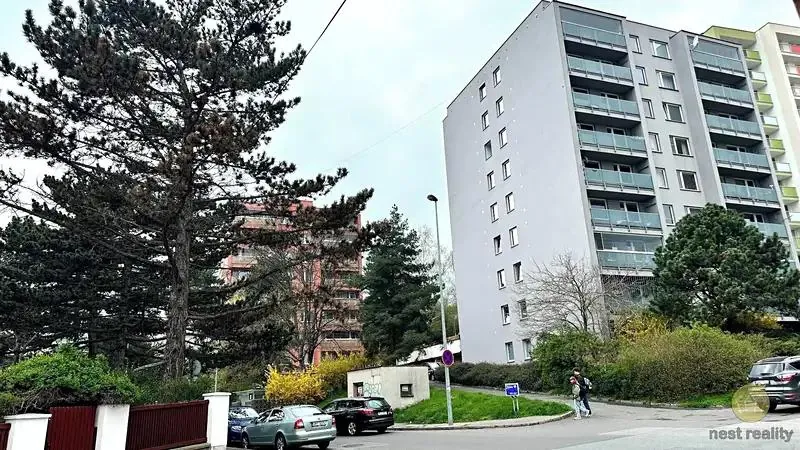 2+kk, Pod lipami, Praha 3 - Žižkov