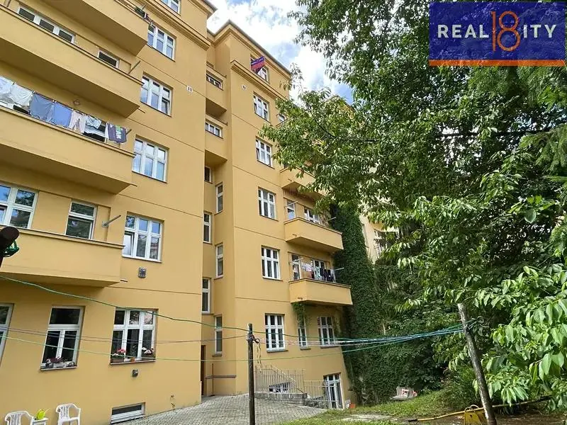 1+1, Jugoslávských partyzánů, Praha 6 - Bubeneč