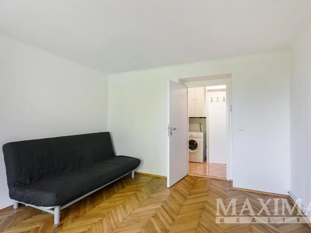 3+kk, Do panenek, Praha 9 - Běchovice